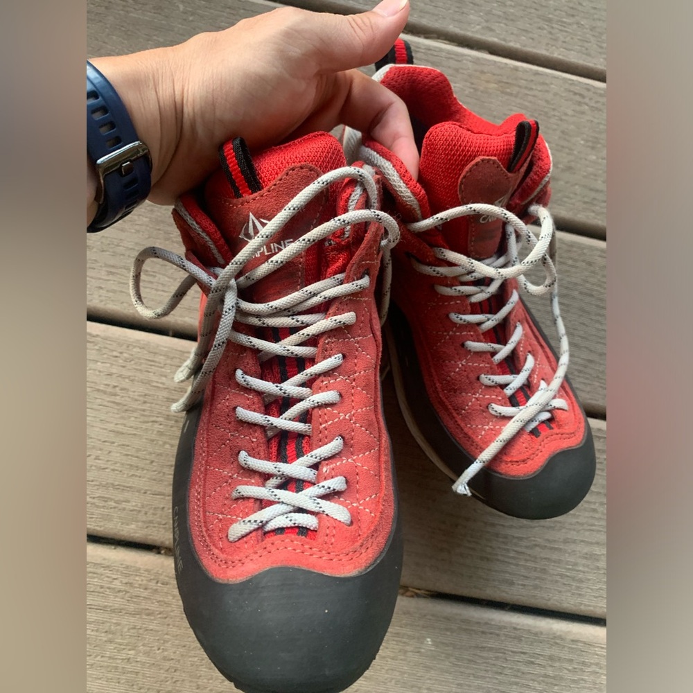 Camping, hiking climbing shoes. Make in Korea. Size 245 mm women. US7.5